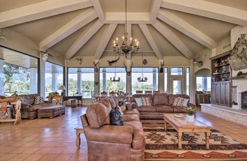 Lissie Villa | Lakefront Wallis Ranch w/Private Beach & Patio!