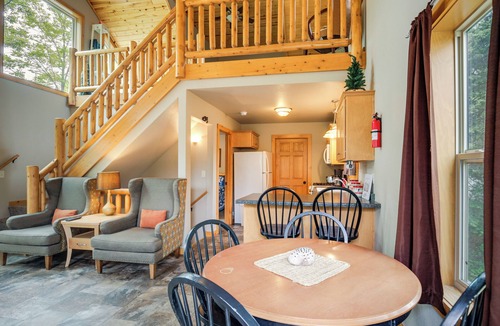 Townsend Cabin | Lakefront Wisconsin Cabin: Dock, Walk to Beach!