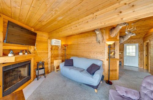 Maplewood House | Lakefront Wisconsin Escape w/Boat Dock & Kayaks!