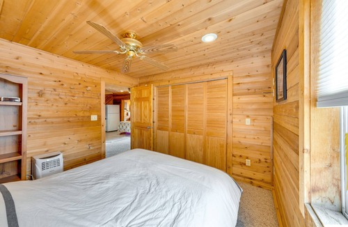 Point Comfort Okauchee Cottage | Lakefront Wisconsin Escape w/ Boat Dock & Kayaks!