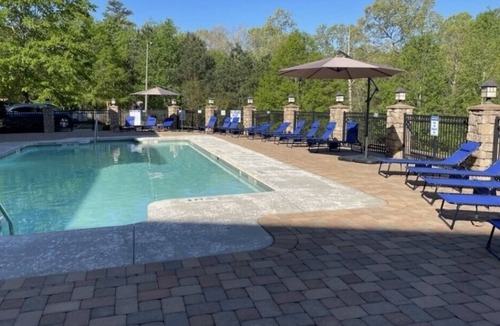 Keowee Condo | LAKEFRONT with Available Boat Dock + Trailer Spot-4 Bedroom 4 Bath Condo