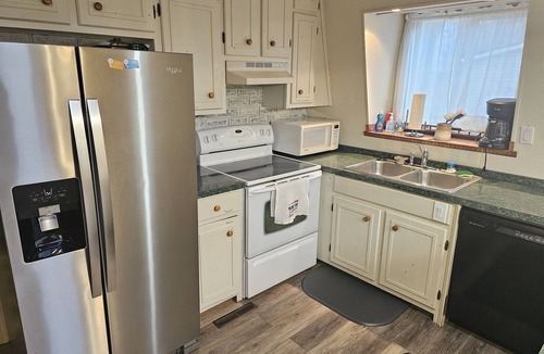 Scotland House | Lakehouse with Game Room, Direct Water Access, and Kayaks Included!