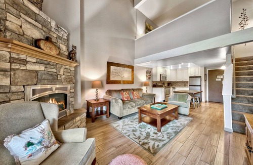 South Lake Tahoe Condo | Lakeland Village #310 Modern 1 bedroom+loft