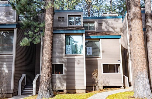 South Lake Tahoe Condo | Lakeland Village-The Pad 1&2-Private Beach, Pools, Jacuzzi, Sauna 1mi Heavenly