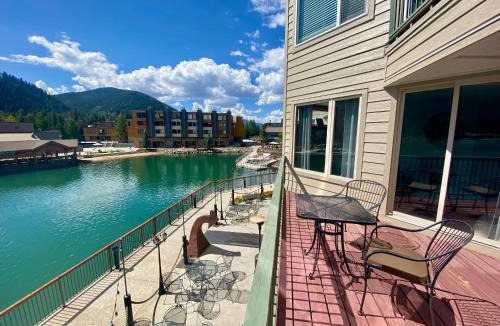 Lakeside Village House | Lakeside 1481 by SummitCove Lodging in Colorado