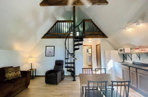 Indian Point Cabin | Lakeside A-Frame Cabin with Loft | Calm Waters Resort | Boat Slips & Rentals | FREE Kayaks & Paddleboards | Guided Fishing & Lake Tours!