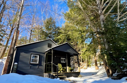 Holderness Cottage | Lakeside Cabin 2 with Kitchen