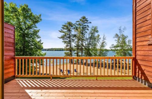 Park Rapids House | Lakeside Condo #15 4BR 3BA Timberlane Resort