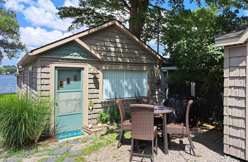 Perry Cottage | Lakeside cottage close to Letchworth State Park