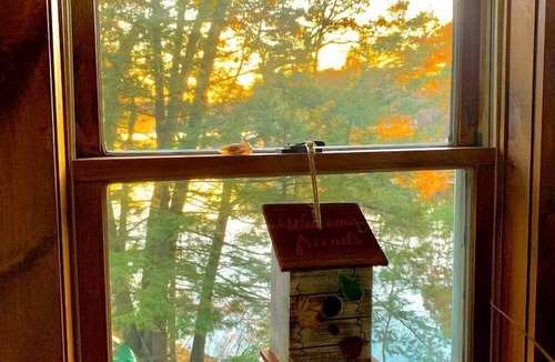 Meredith Cottage | Lakeside Cottage Escape Near Lake Winnipesaukee, New Hampshire