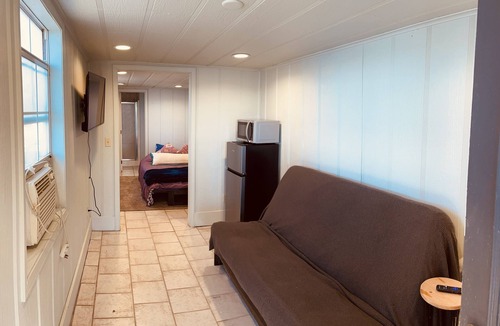 Tia Juana Apartment | Lakeside Guest Suite w/ Dock Access to Grand Lake Disney Oklahoma
