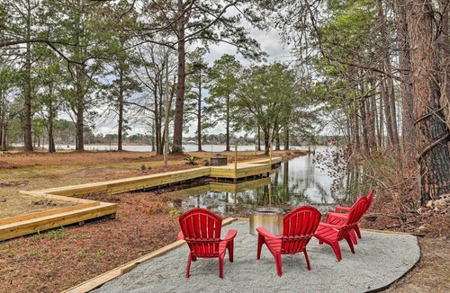 Moncks Corner House | Lakeside Happiness: Home on Lake Moultrie!