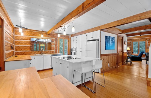 Val Morin Ski Chalet | Lakeside Heritage Retreat - Petit Train du Nord at km 39 - Cedar Creek House