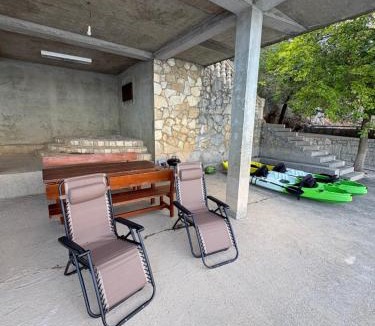 Dodosi Apartment | Lakeside house