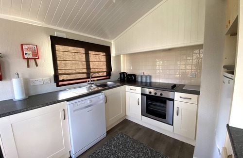 Bethersden Cabin | Lakeside Lodge with Beautiful Views