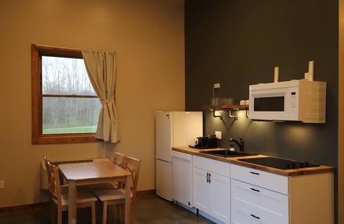 Town of Reading Hotel | Lakeside Resort