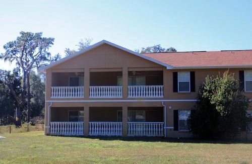 Inverness Cabin | Lakeside Vacations