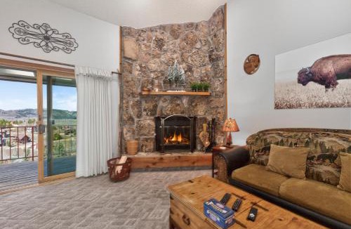 Silvercreek Apartment | Lakeview #B5