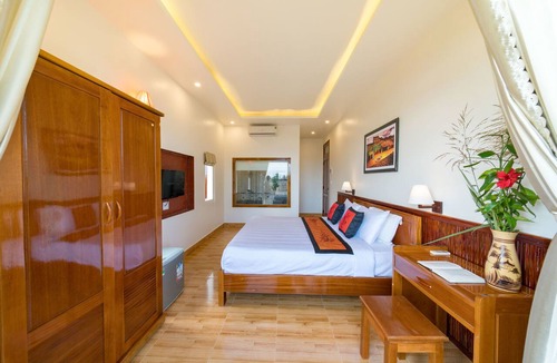 Cam Thanh House | Lakeview Villa Homestay Hoi An