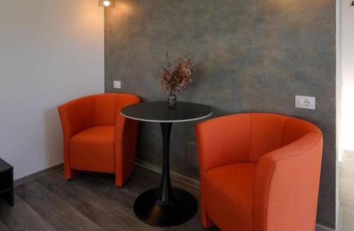 Daesti Villa | LakeView Villas