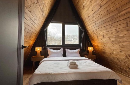 Fardea House | Lakewood Cabin - Surduc Lake