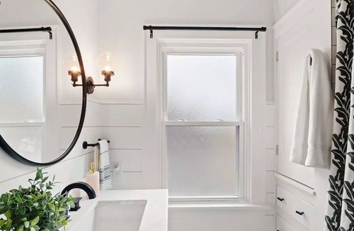 Kamm's Corners House | Lakewood Luxury