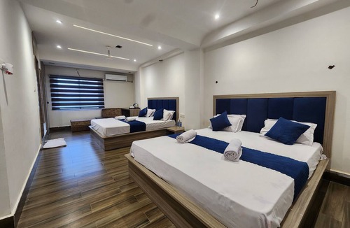 Deoghar Hotel | Lakhdatar Hotel