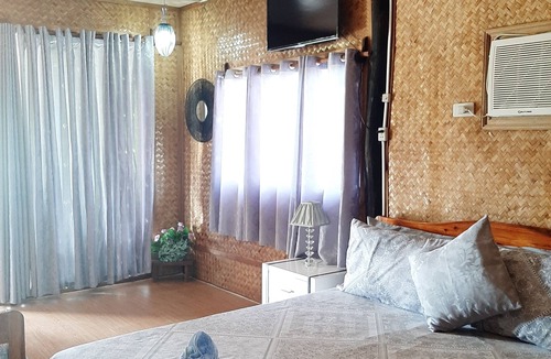 Puerto Princesa City Centre Hotel | Lala Panzi