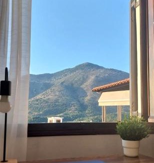 Mourtzana Villa | Lale's House