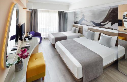 Marmaris City Center Hotel | Lalila Blue Suites