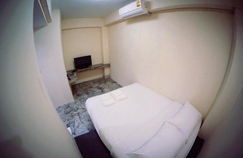 Chanthanimit Hotel | Laluna