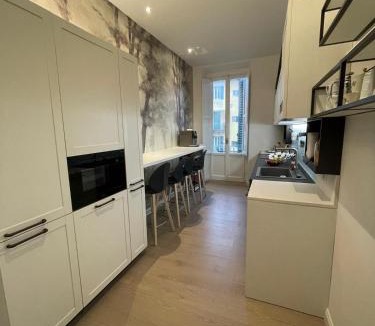Careggi Rifredi Apartment | Lambruschini Major Flat