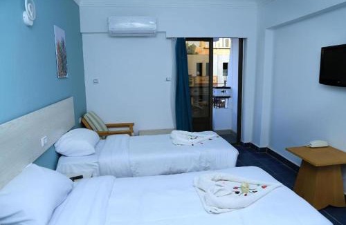 Sheraton Road -Sakkala Hotel | Lamera Hotel