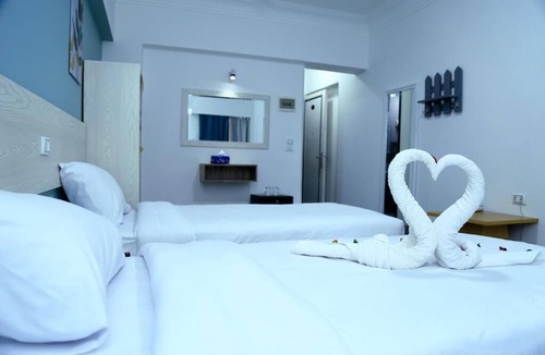 Sheraton Road -Sakkala Hotel | Lamera Hotel.