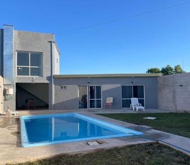 Olavarria House | LaMora Quinta privada con pileta en Olavarría - cerca de Estudiantes