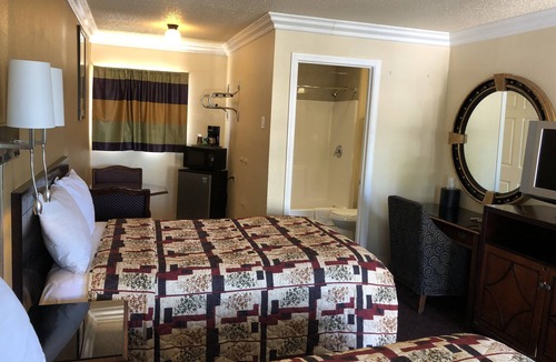 Clearlake Hotel | Lamplighter Motel