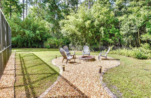 Palm Coast Cottage | Lanai & Fire Pit: Peaceful Palm Coast Home!