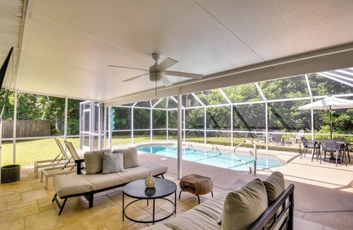Palm Coast Cottage | Lanai & Fire Pit: Peaceful Palm Coast Home!