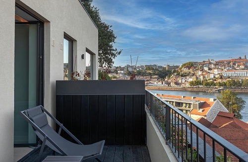 Santa Marinha Apartment | Land Roots Riverside Apartments