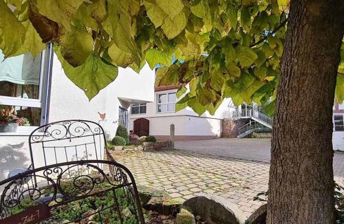 Gundelbach Hotel | Landhotel Kachelofa