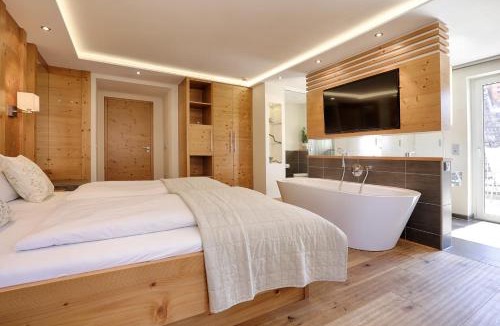 Schwarzach am Main Hotel | Landhotel Schwab