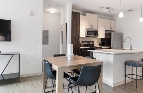 Fairvilla Apartment | Landing | Amazing 1BD, Clubhouse, Gym