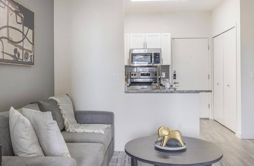 Tempe Apartment | Landing | Amazing 1BD, Clubhouse, Pool