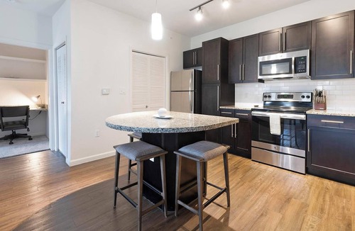 McNeil Apartment | Landing | Amazing 1BD, Clubhouse, Gym