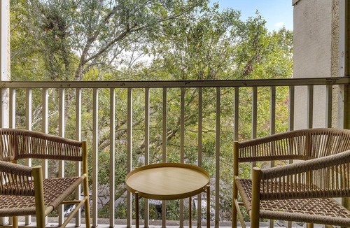 Gainesville Apartment | Landing | Amazing 1BD, Clubhouse, Tennis Court
