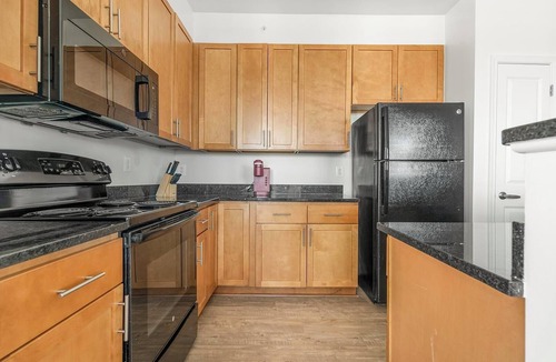 Frederick Apartment | Landing | Amazing 2BD, Pool, Gym