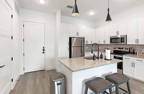 Denton Apartment | Landing | Amazing 2BD, Pool, Clubhouse