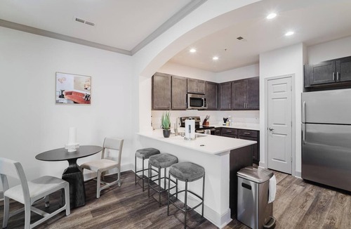 Corryville Apartment | Landing | Amazing 2BD, Clubhouse, Pool