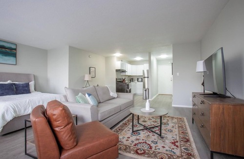 Fort Wayne Apartment | Landing | Amazing Studio, Game Room, Pool