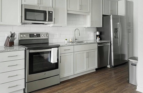 East Raleigh Apartment | Landing | Amazing Studio, Gym, Yoga Studio
